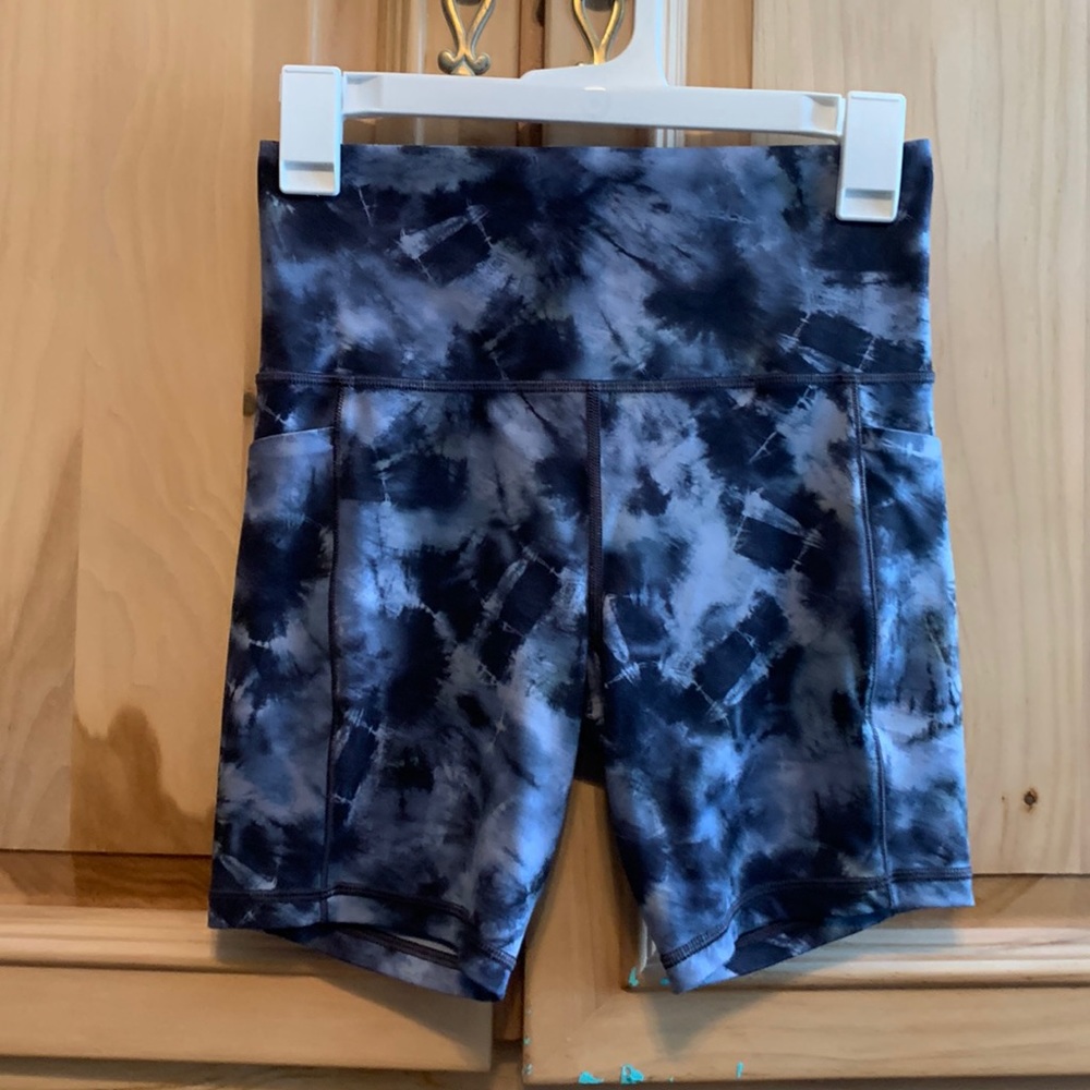 Athleta bike shorts